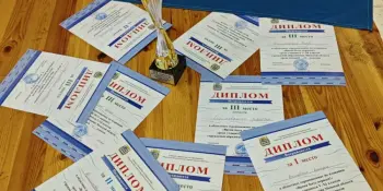 Областные соревнования по плаванию "Время быть первым!" Команда гимназистов в тройке победителей